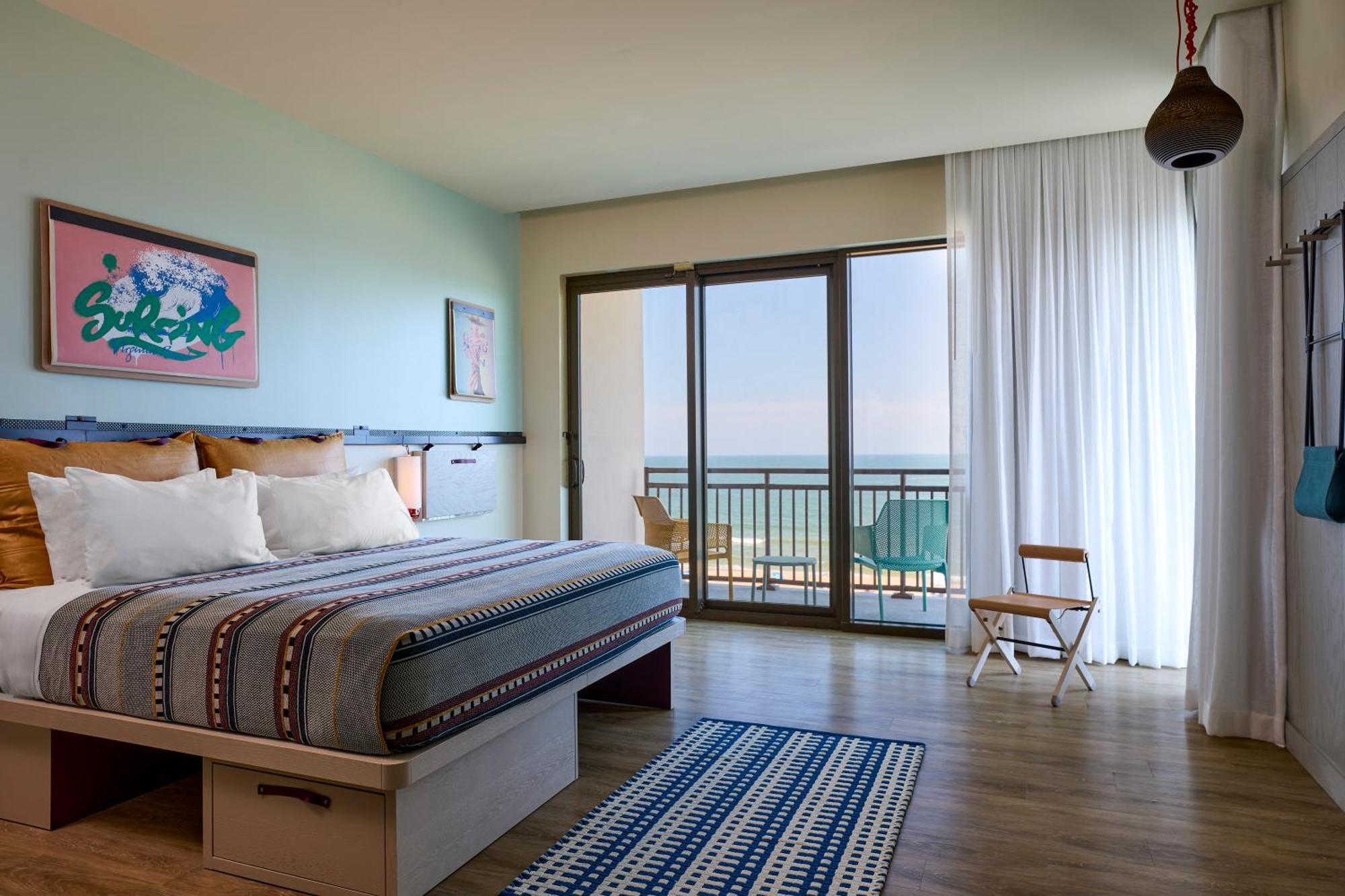 Moxy Virginia Beach Oceanfront Exterior photo